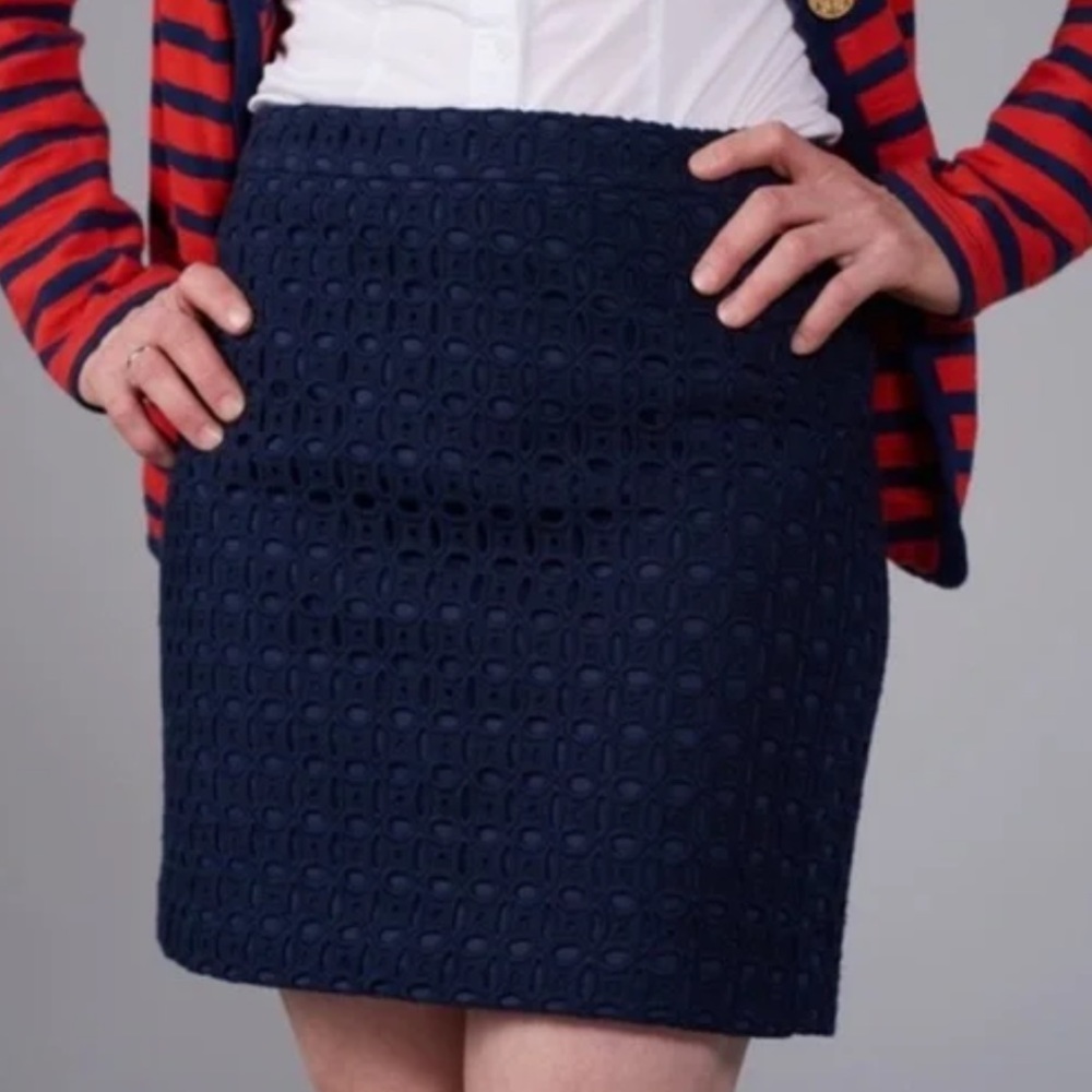 J. Crew 100% Cotton Navy Eyelet mini skirt 6 EUC